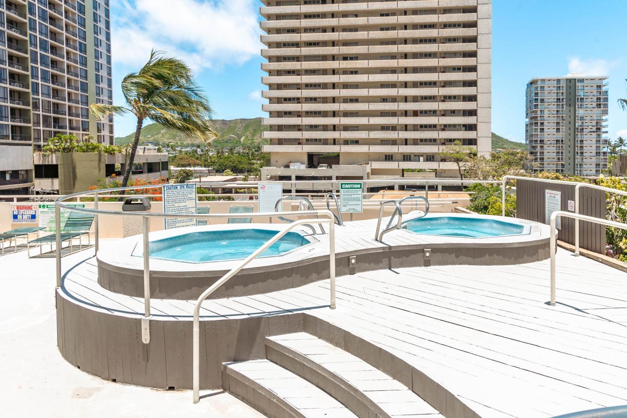 Stunning Ocean View 1Br Condo - Free Parking! هونولولو المظهر الخارجي الصورة